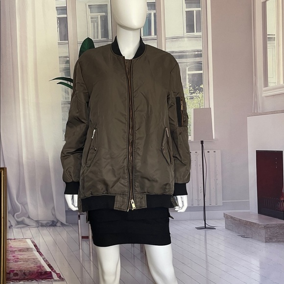 Zara Basic Outterwear Bomber Style Army Green Oversized Jacket. Size L B14 - Picture 6 of 8
